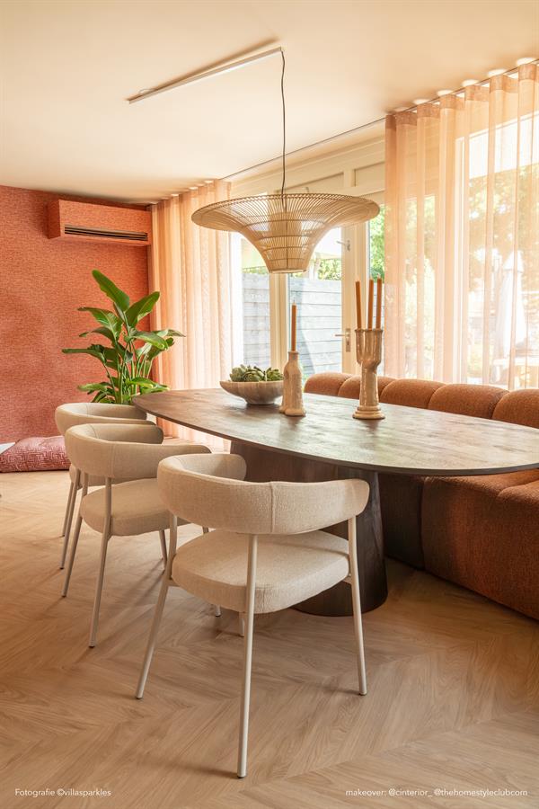 Eettafel Aron Bruin
